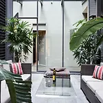 Vulcan Hotel Sydney